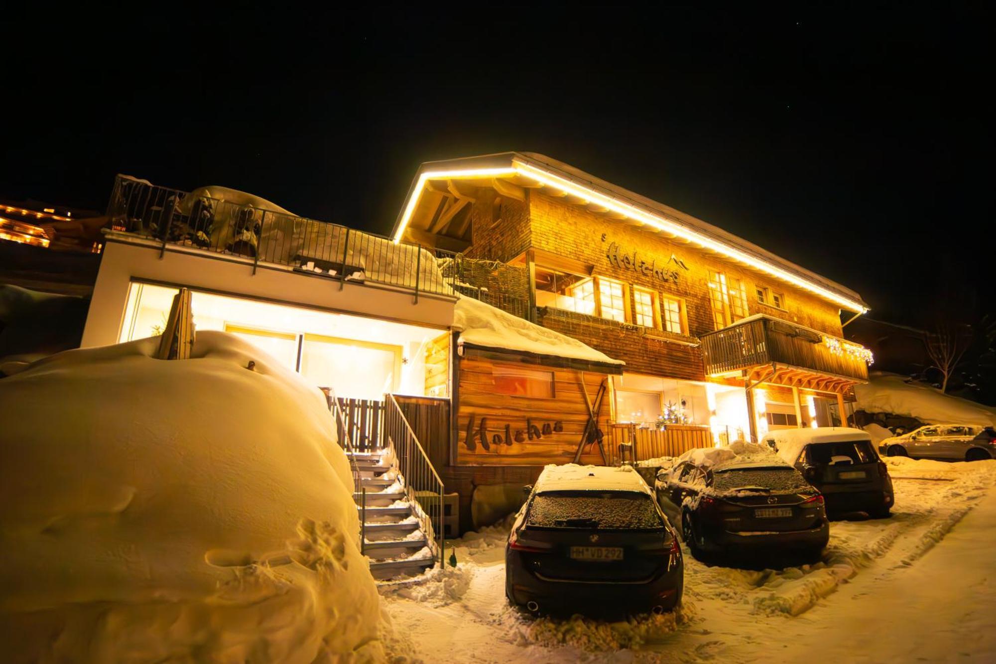 Damuelser Holzhus Apartment Exterior photo